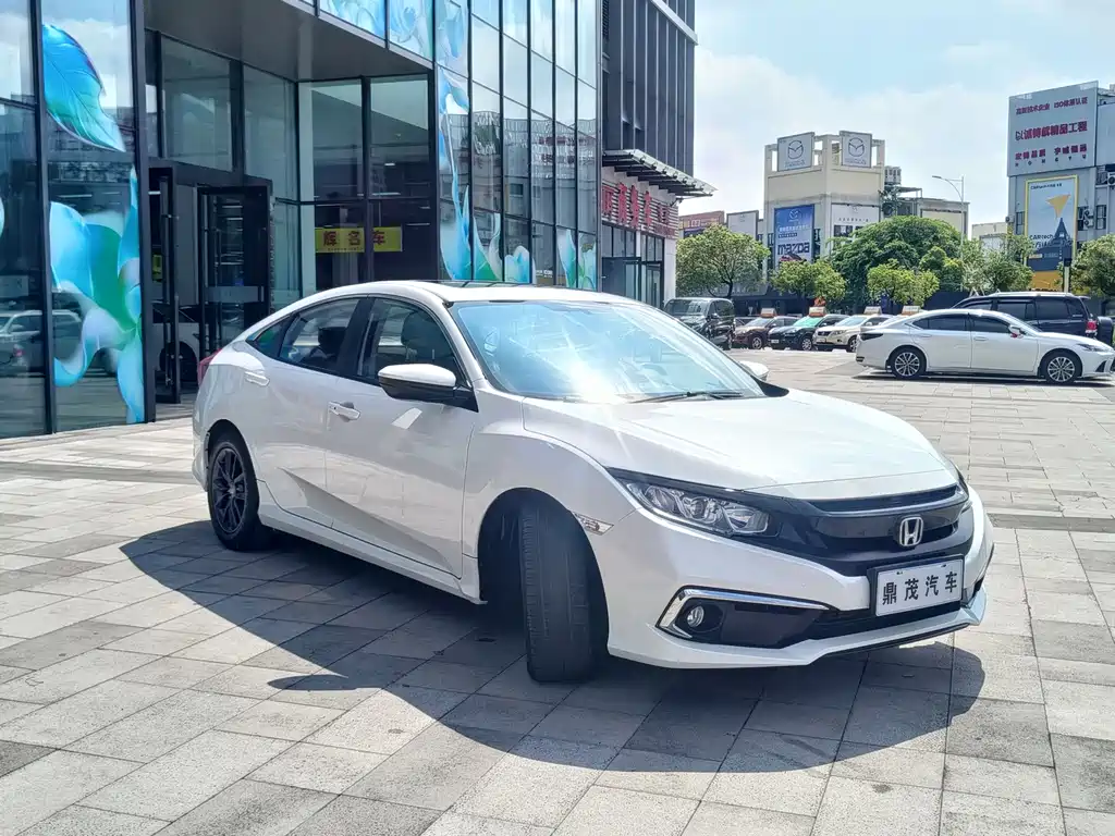 Honda Civic — миниатюра 6