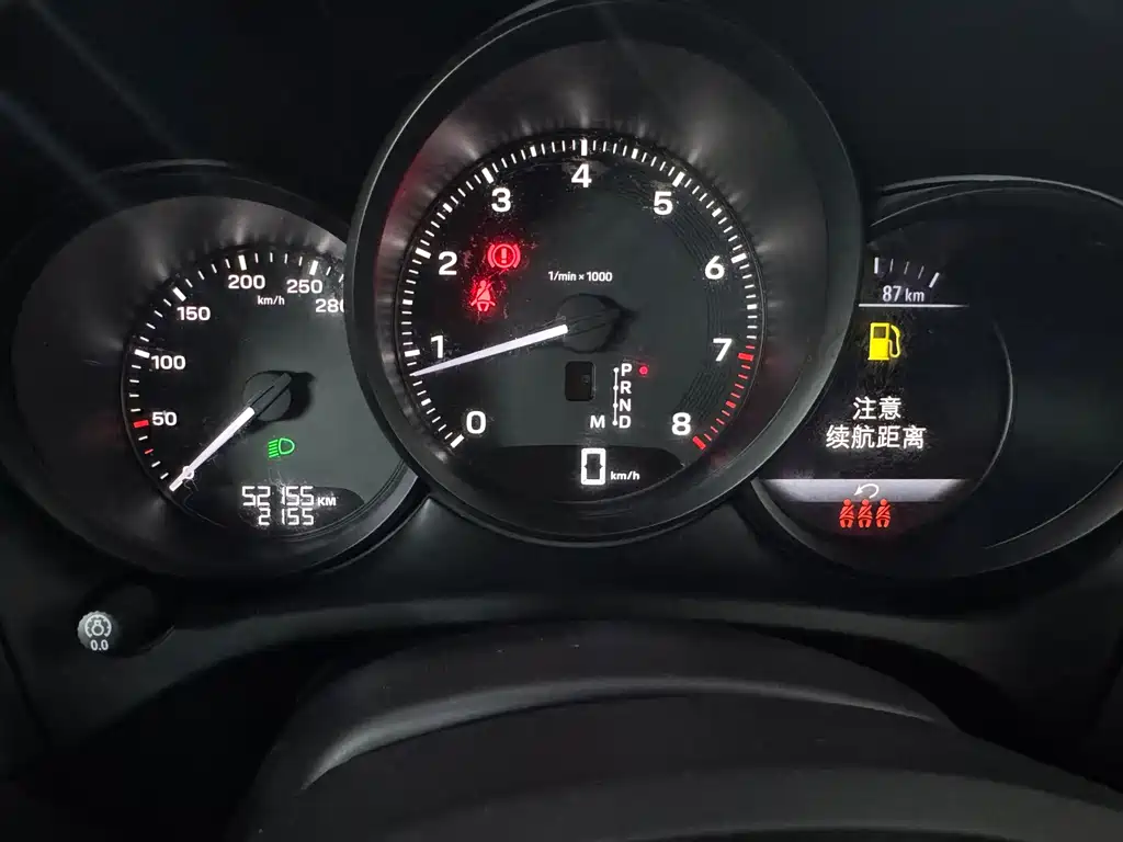 Porsche Macan — миниатюра 13