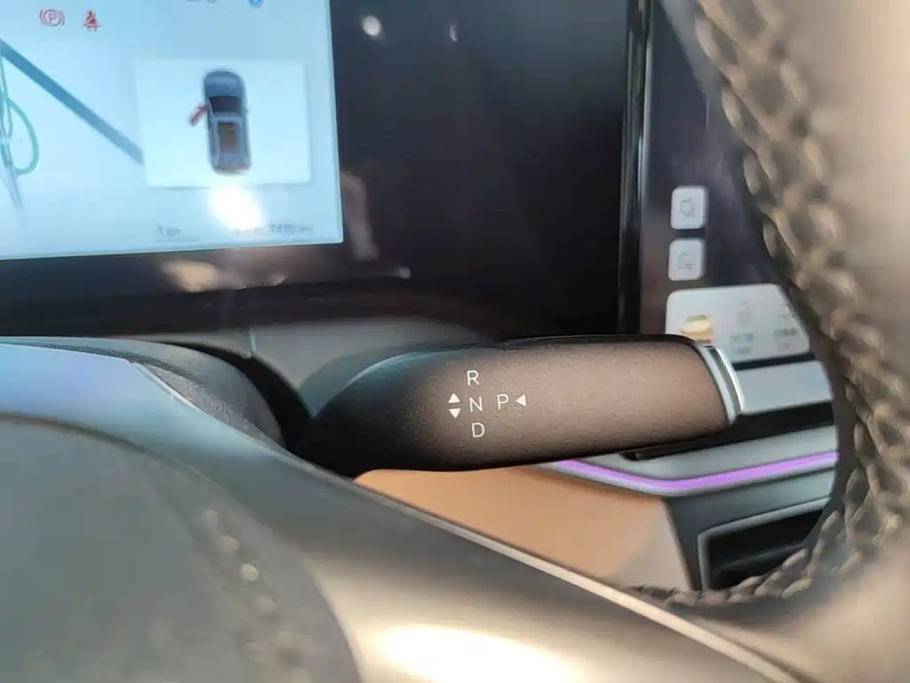 BYD L DM-i — миниатюра 14
