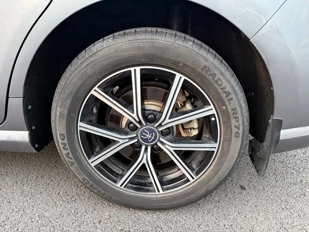 BYD MAX New Energy — миниатюра 4