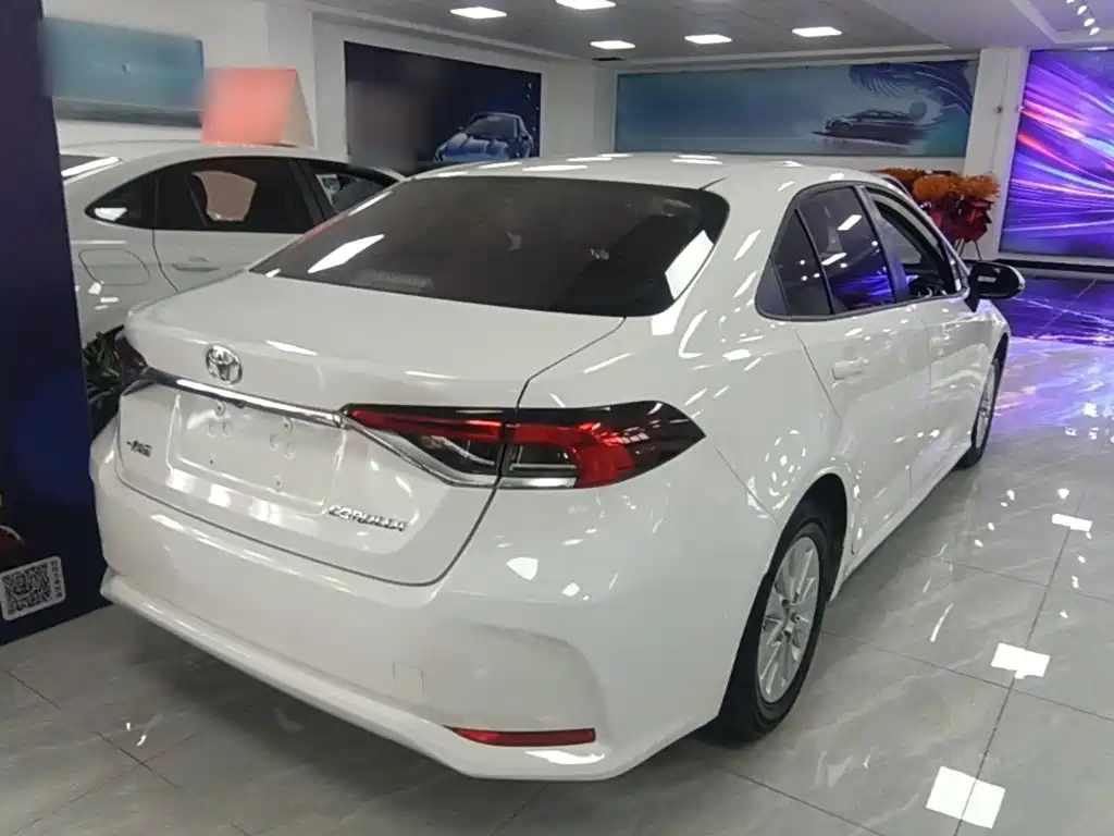 Toyota Corolla — миниатюра 7