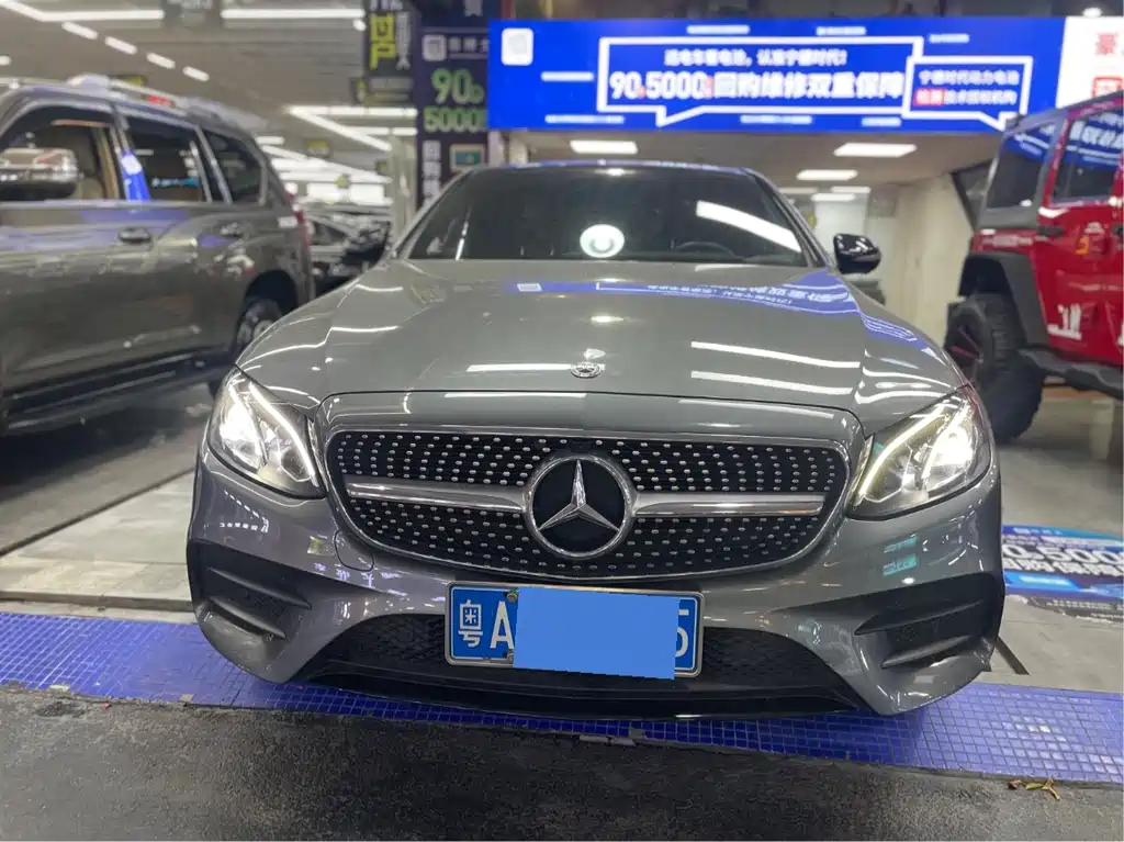 Mercedes-Benz E-Class (Import) — миниатюра 2
