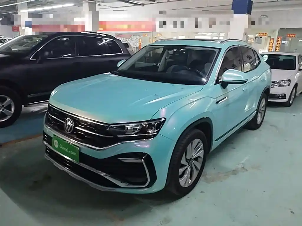 Volkswagen X 2022