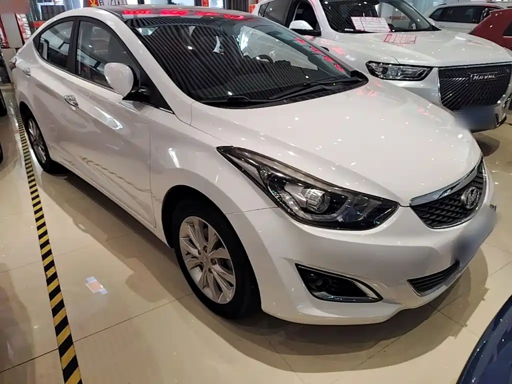 Hyundai Elantra Langdong — миниатюра 4