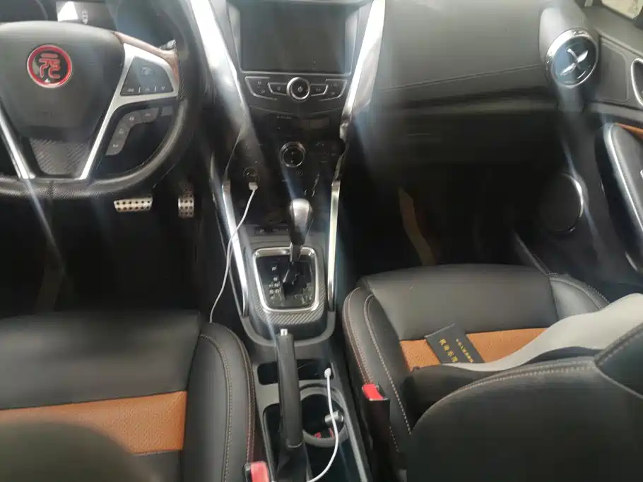 BYD Yuan — миниатюра 15
