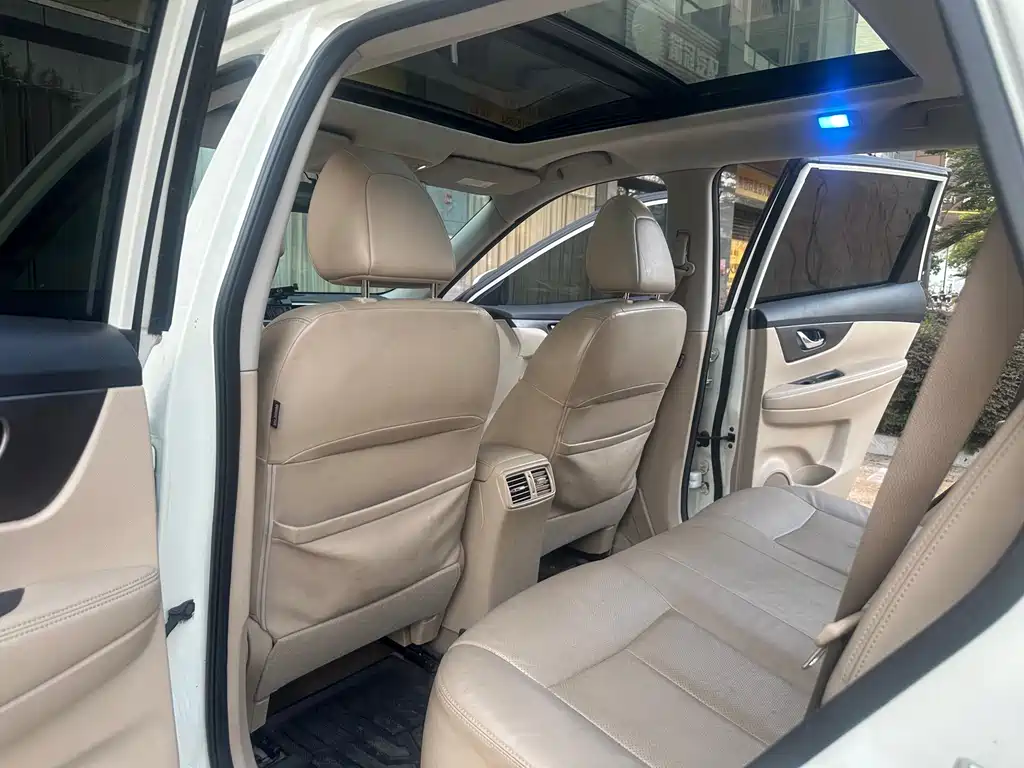 Nissan X-Trail — миниатюра 5