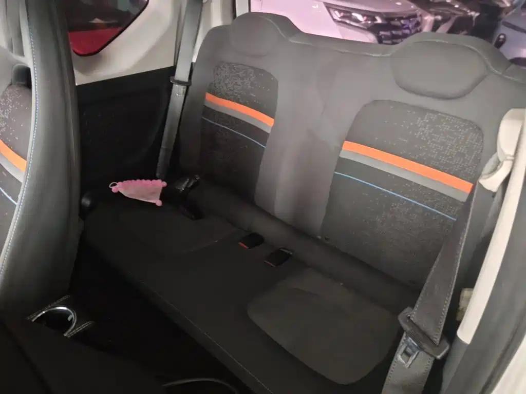 Wuling MINIEV — миниатюра 17