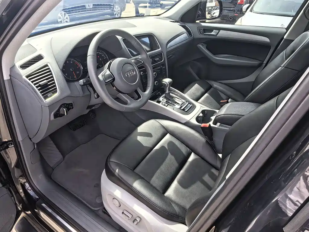 Audi Q5 — миниатюра 8