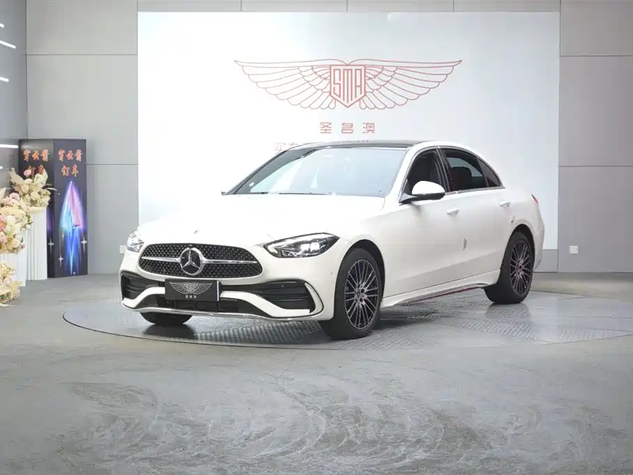 Mercedes-Benz C-Class 2024