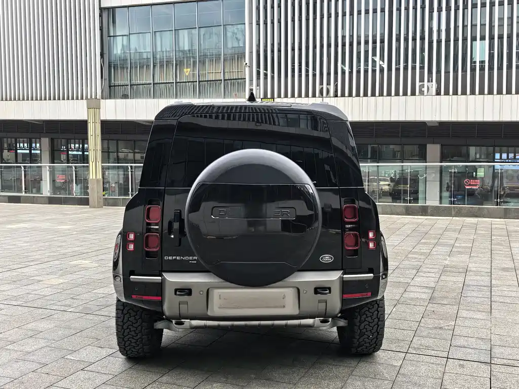 Land Rover Land Rover Defender 2023 110 3.0T P400 X-DYNAMIC HSE