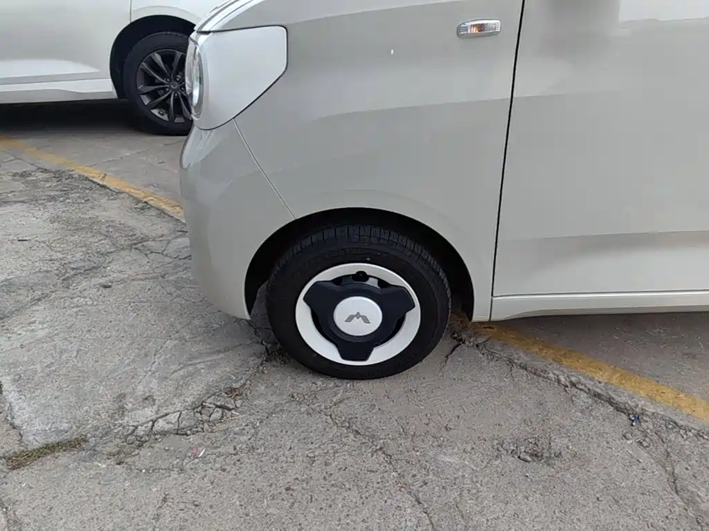 Wuling MINIEV — миниатюра 23