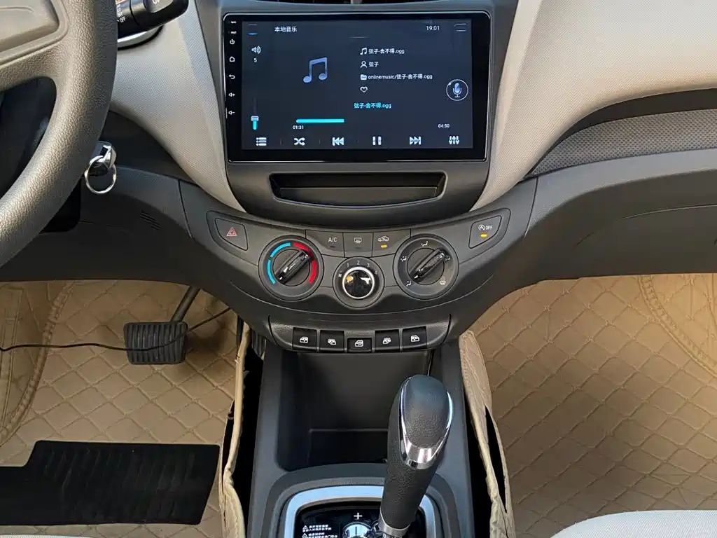 Chevrolet Sail — миниатюра 6