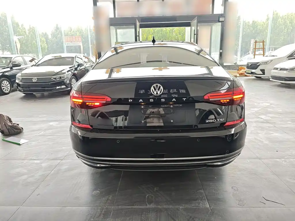 Volkswagen Passat — миниатюра 6