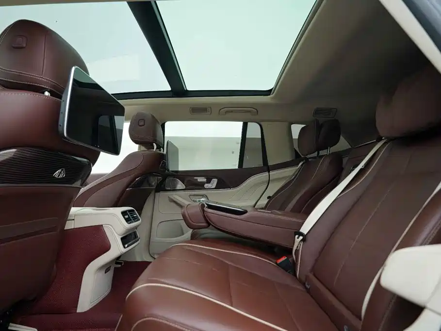 Mercedes-Benz GLS — миниатюра 17