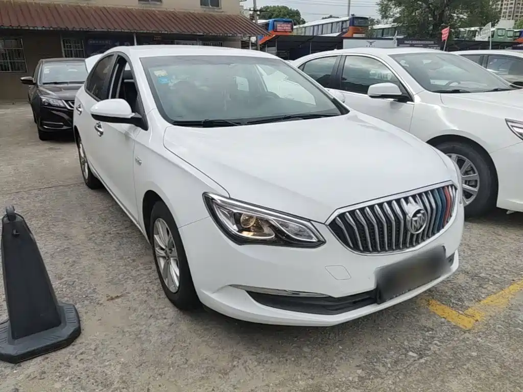 Buick Excelle — миниатюра 4
