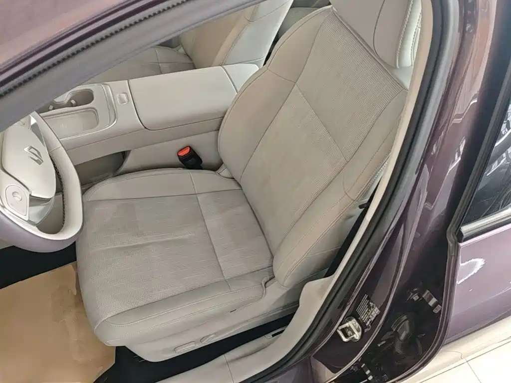 Leapmotor Leapmotor B01 — миниатюра 15