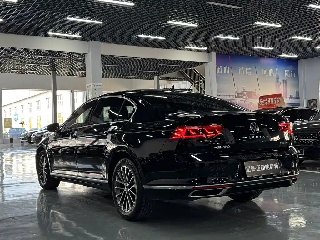 Volkswagen Magotan — миниатюра 7
