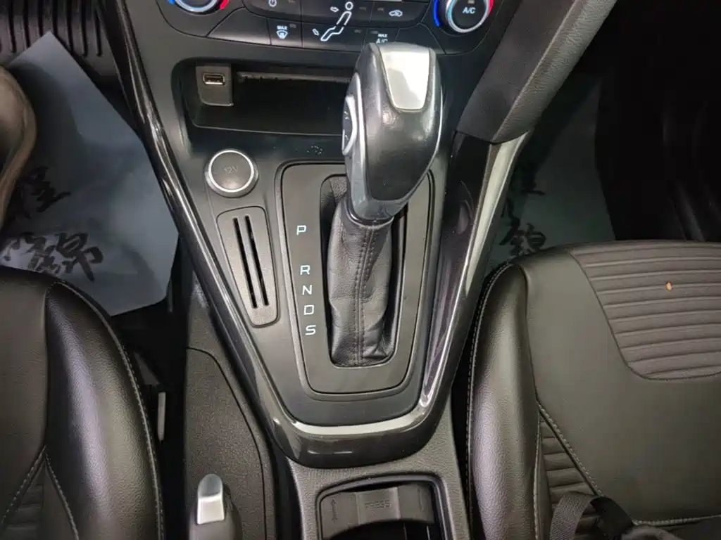 Ford Focus — миниатюра 14
