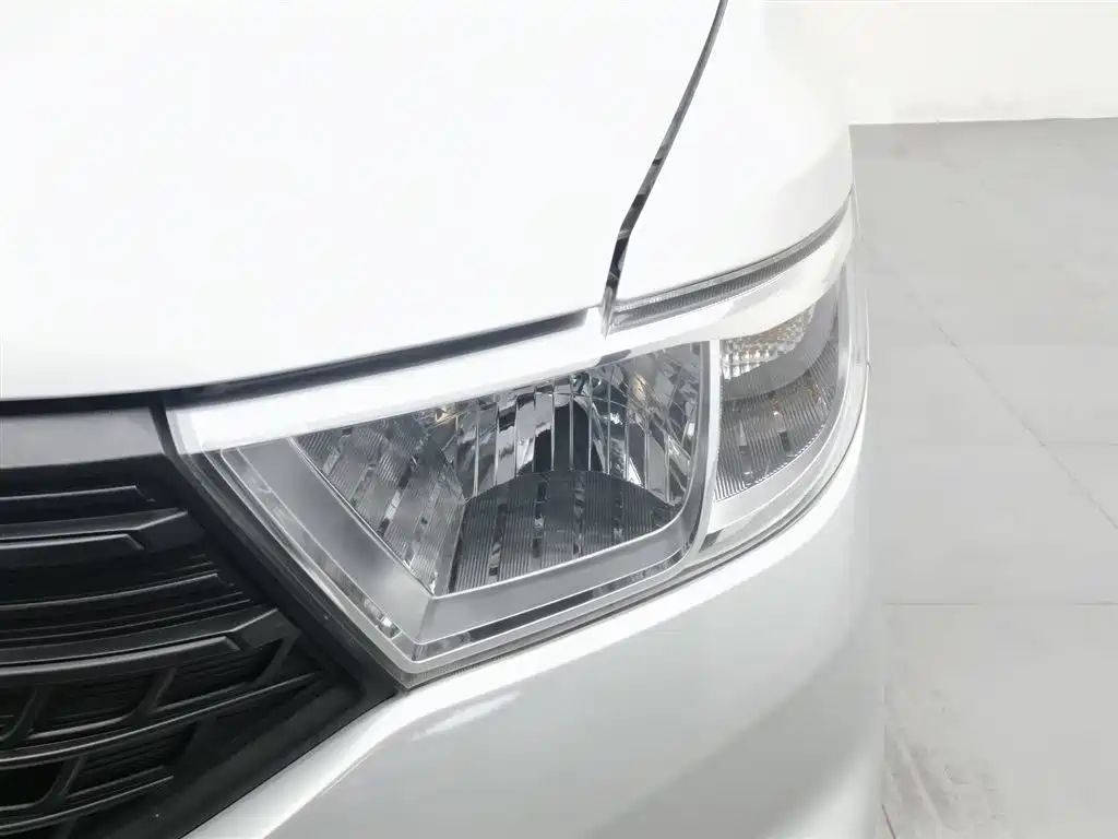 Wuling V 2022 1.5L LAR