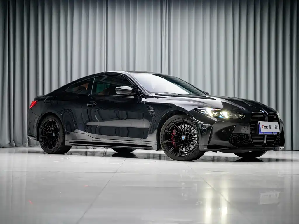 BMW M4 — миниатюра 12