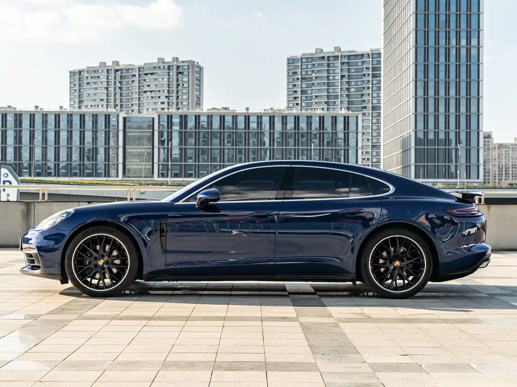 Porsche Panamera — миниатюра 4