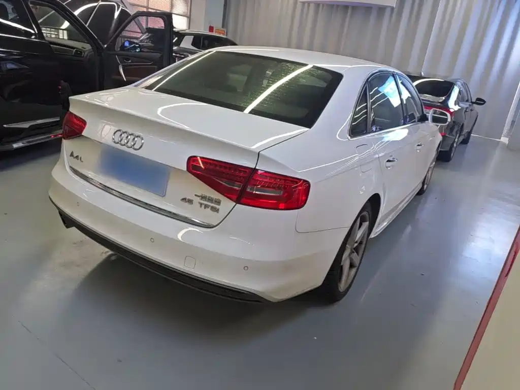 Audi A4L — миниатюра 7
