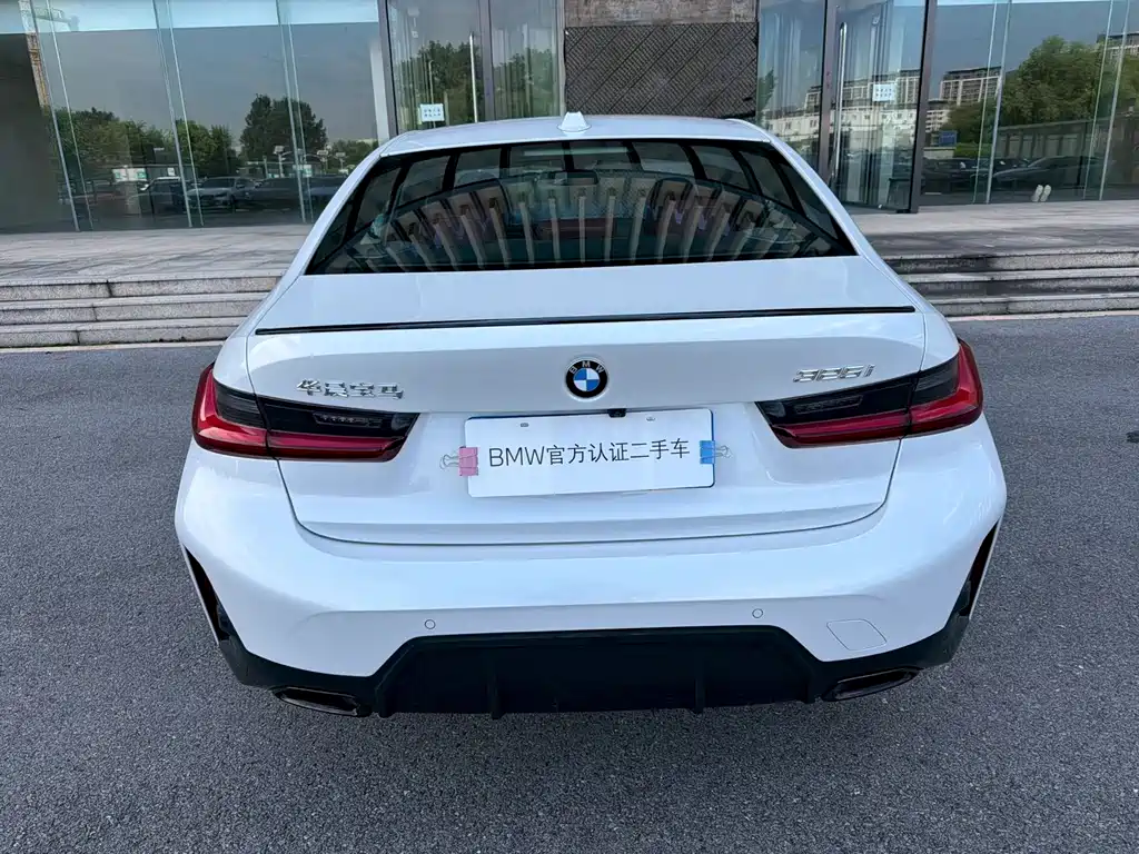 BMW 3 Series — миниатюра 3