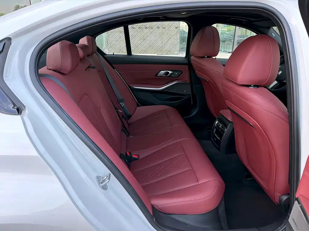 BMW 3 Series — миниатюра 12