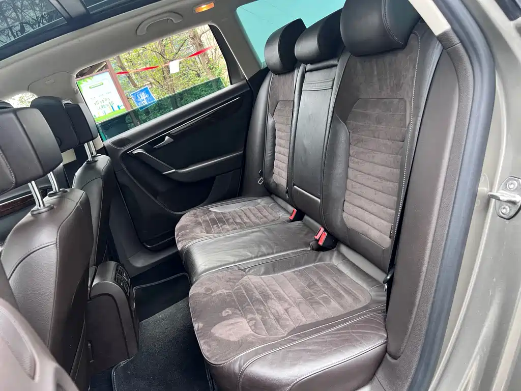 Volkswagen Magotan (Import) — миниатюра 14