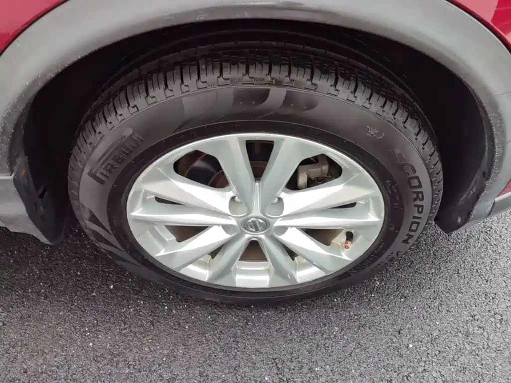 Nissan Qashqai — миниатюра 12
