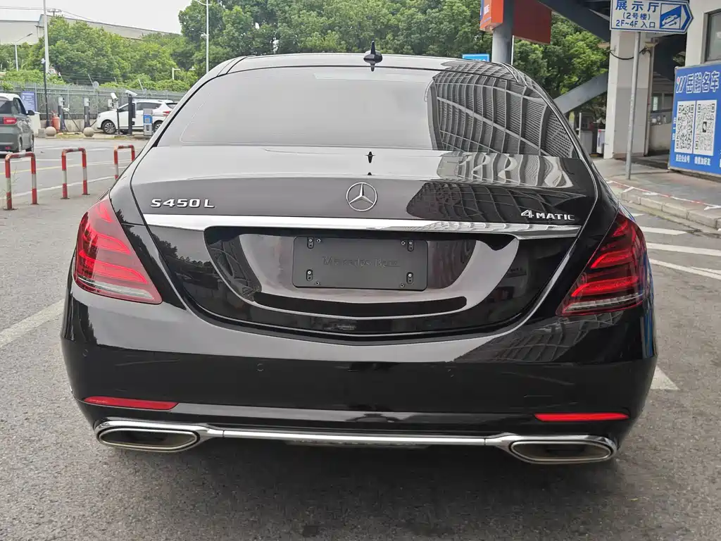 Mercedes-Benz S-Class — миниатюра 5