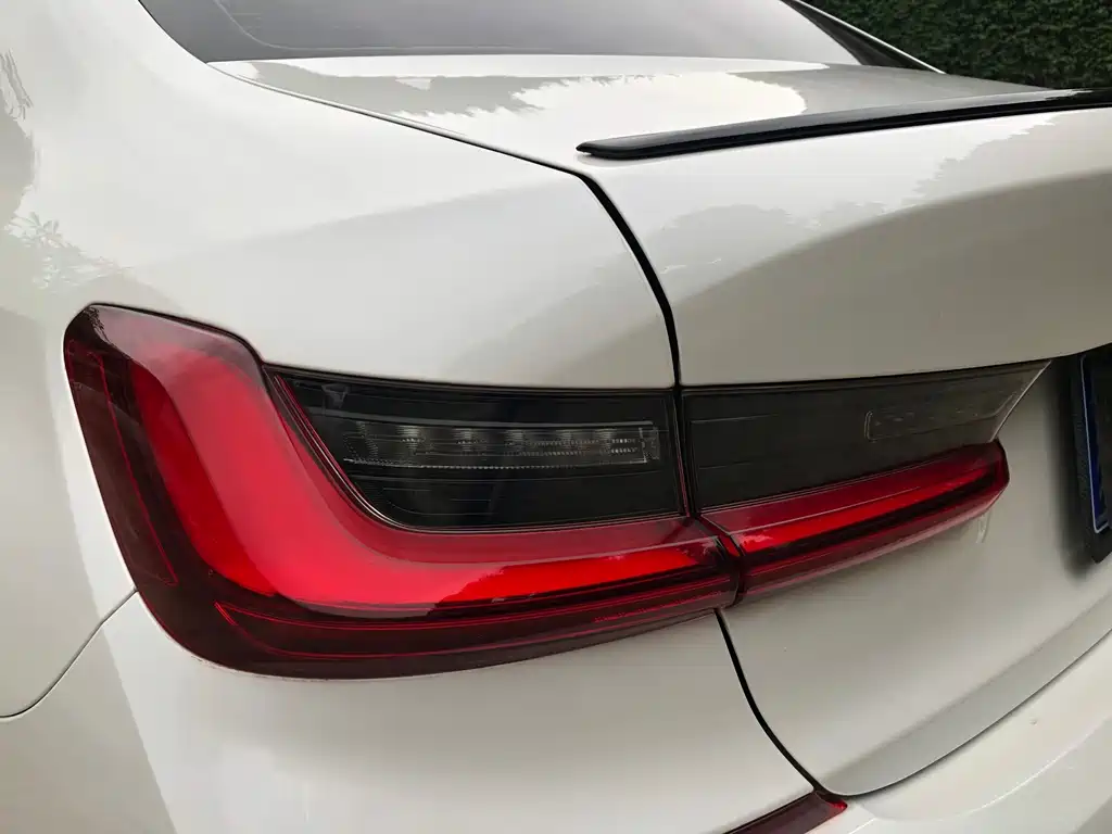 BMW 3 Series — миниатюра 28
