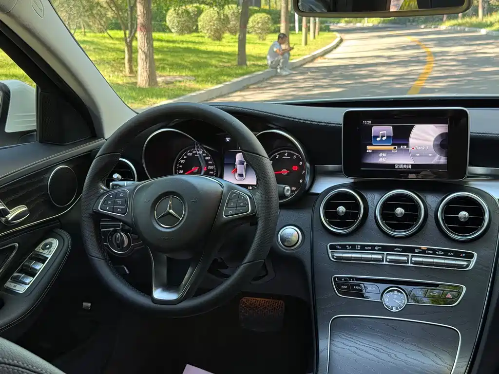 Mercedes-Benz C-Class — миниатюра 23