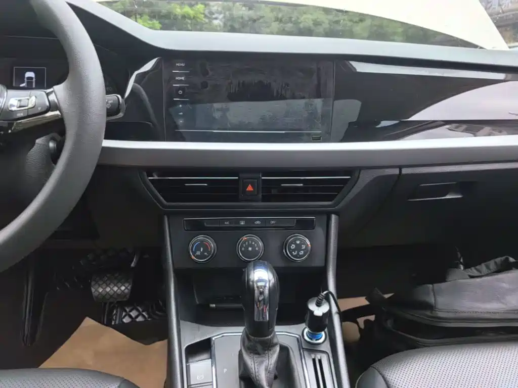 Volkswagen Lavida — миниатюра 13