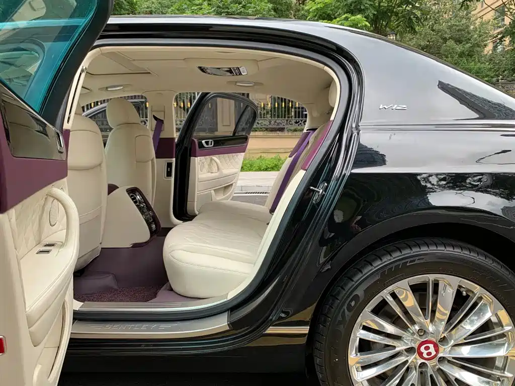 Bentley Flying Spur — фотографии объявления, Фото 11