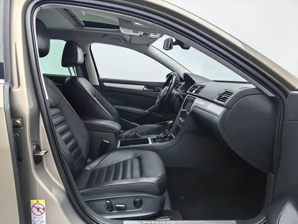 Volkswagen Passat — миниатюра 23