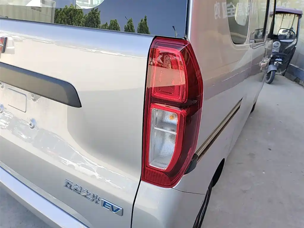 Wuling Sunshine EV 2025 201km Comfort