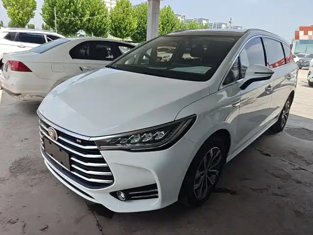 2020 BYD Song Max
