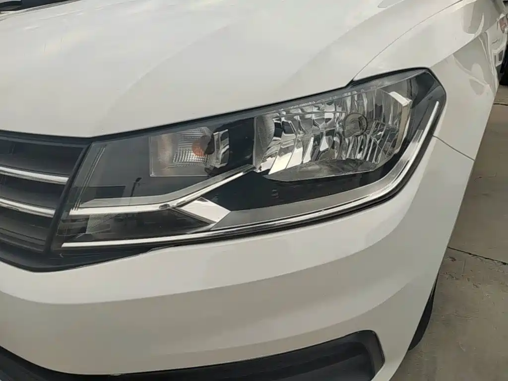 Volkswagen Santana — миниатюра 24