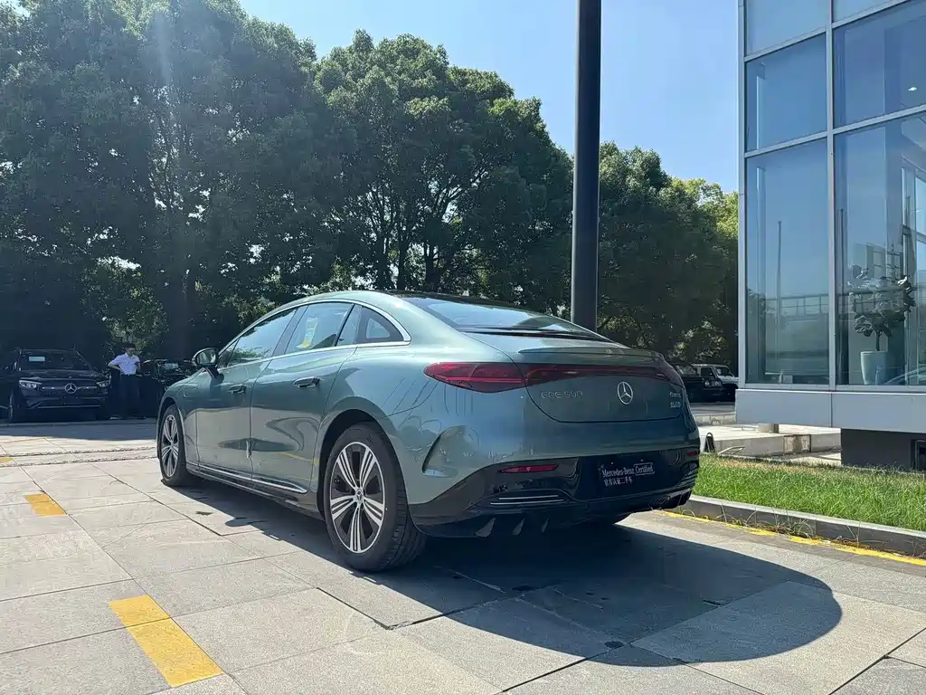 Mercedes-Benz EQE — миниатюра 16