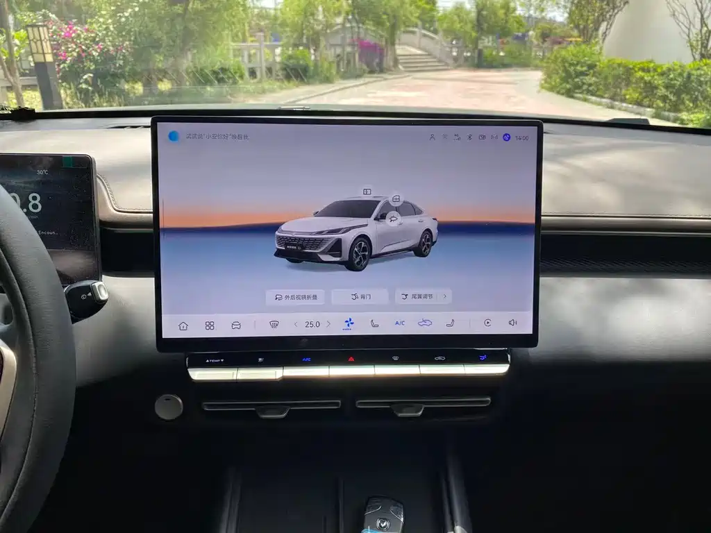 Changan Eado — миниатюра 12