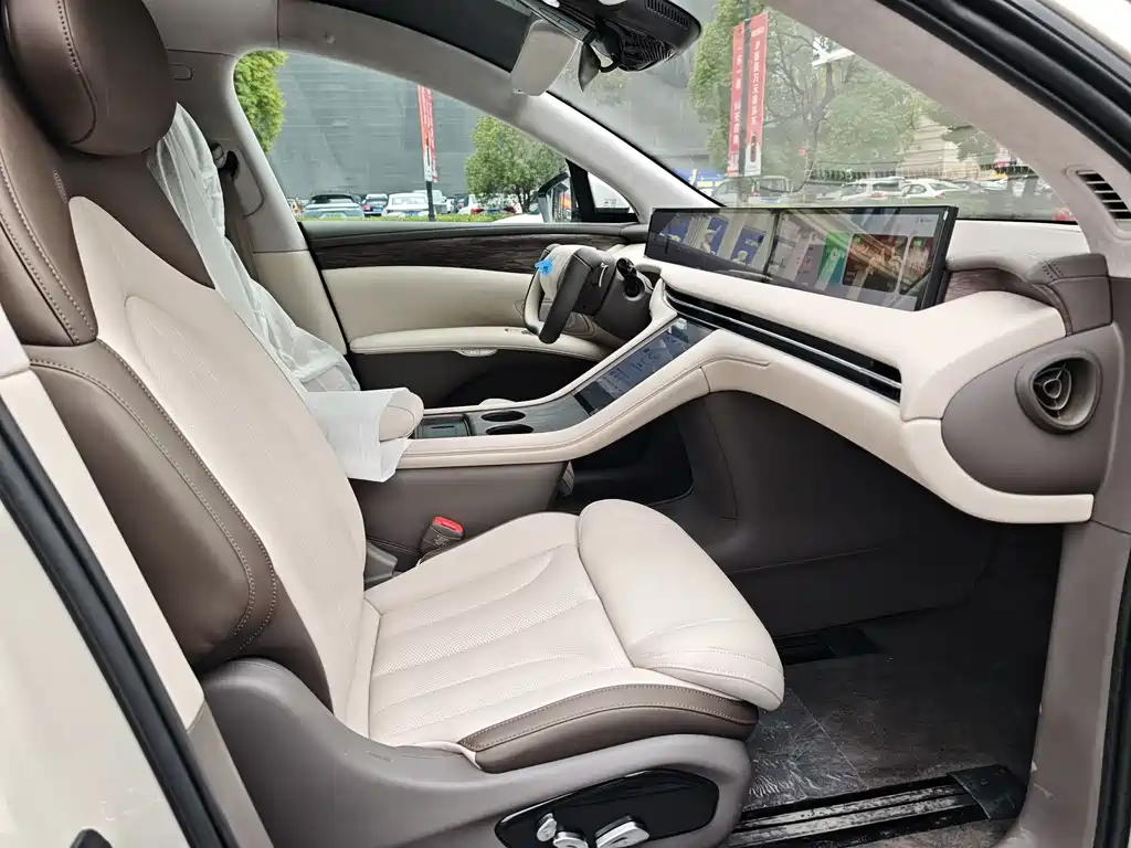 ZHIJI AUTOMOBILE ZHIJI LS7