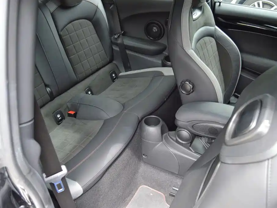 MINI Mini JCW — миниатюра 10