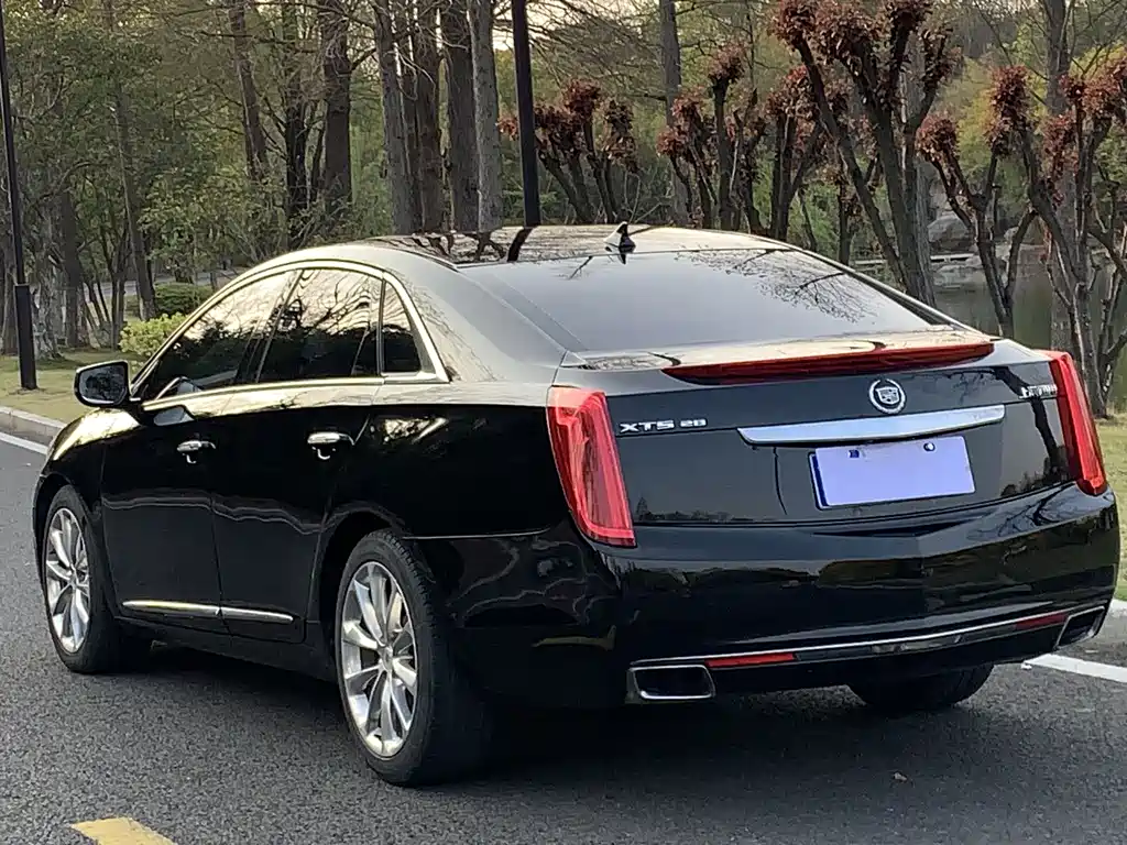 Cadillac XTS 2015 28T