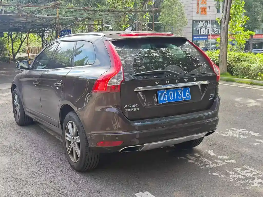 Volvo XC60 — миниатюра 5