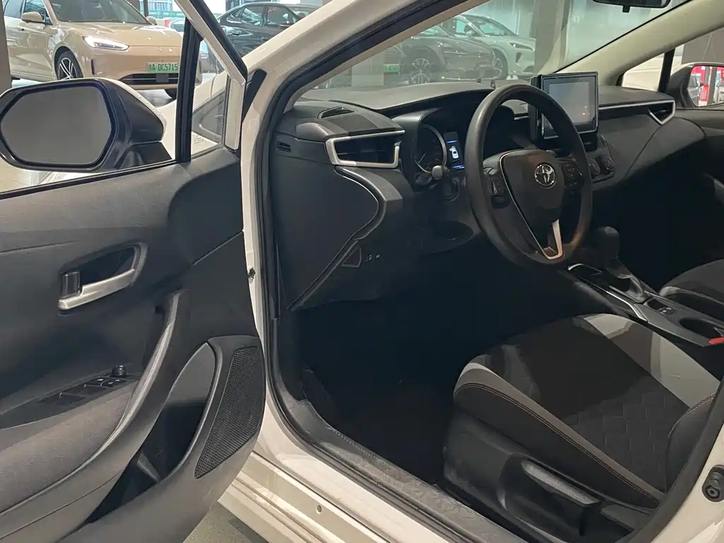 Toyota Corolla — миниатюра 6