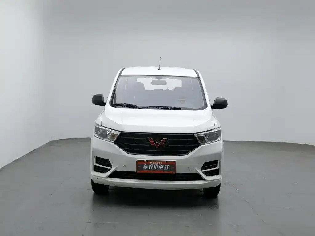 Wuling Hongguang — миниатюра 3