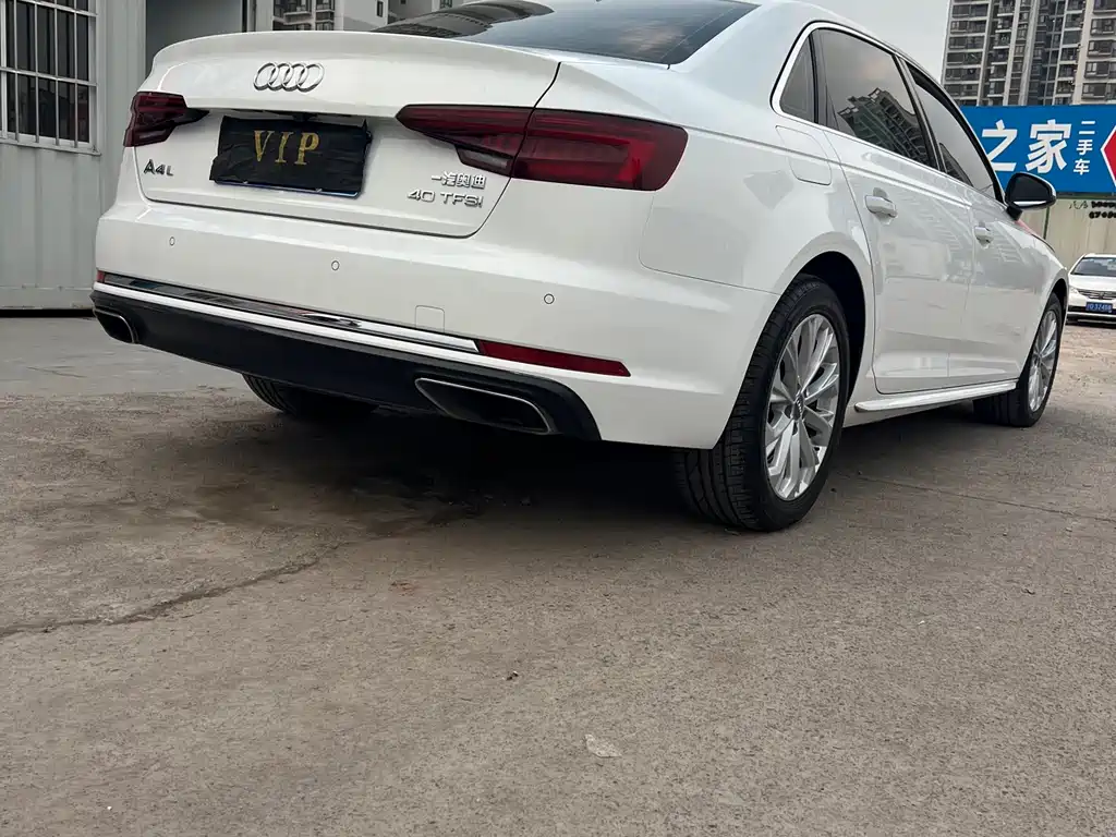 AUDI A4L