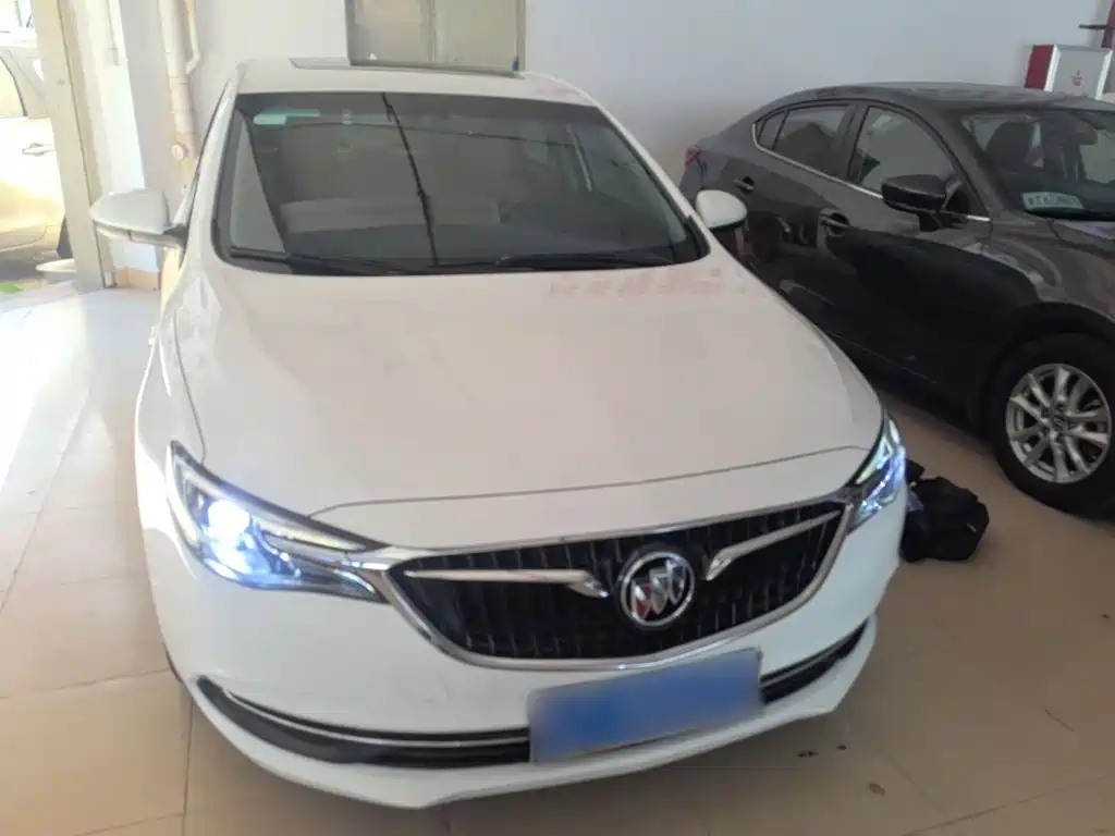 Buick Excelle — миниатюра 3