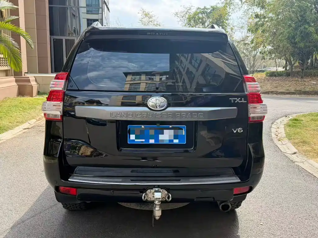 Toyota Land Cruiser Prado 2014 2.7L AT Standard